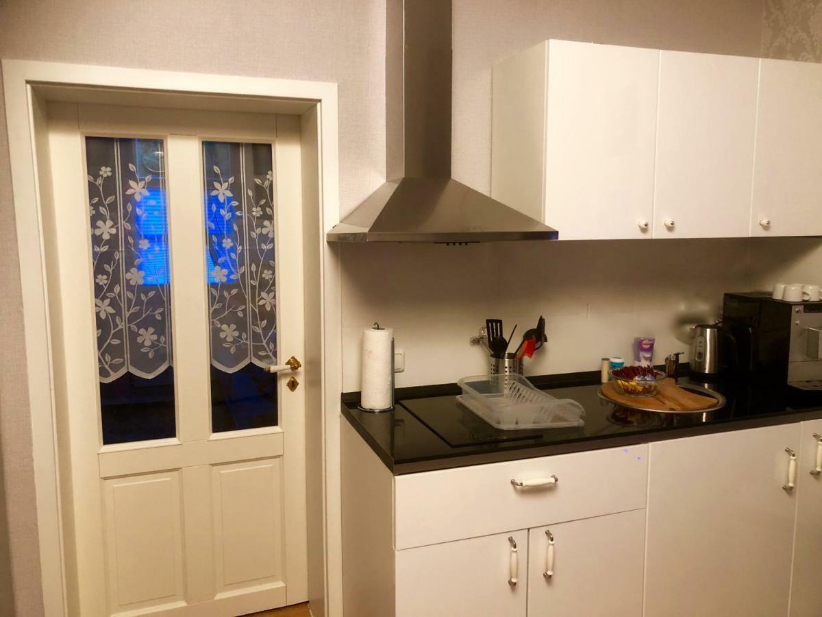 Gaestehaus Ehringhausen 63 Remscheid Bagian luar foto